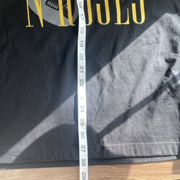 EUC Hard Rock 'N Roses Souvenir Tee Shirt - Unisex Black Size Med Bella+Canvas - Picture 6 of 7